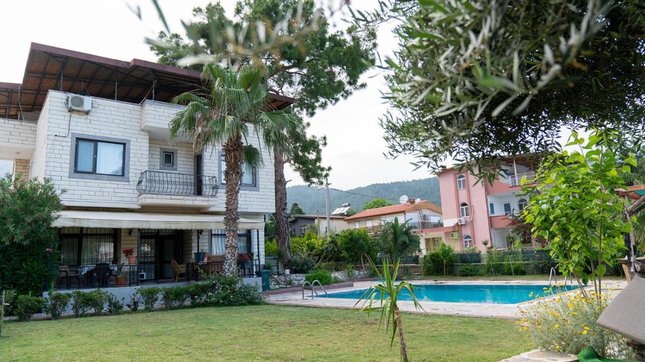 Spacious Villa With Sea And Mountain View 凯梅尔 外观 照片